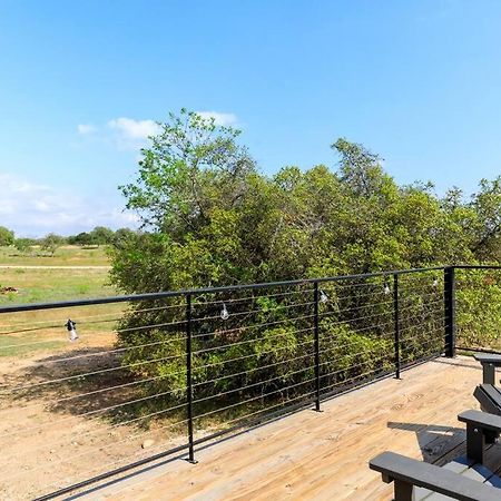 New The Sunset Luxury Container Home Fredericksburg Exteriör bild