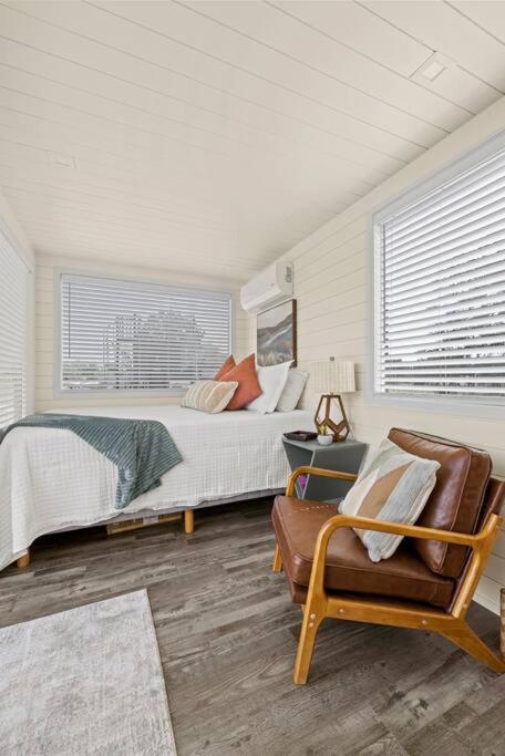 New The Sunset Luxury Container Home Fredericksburg Exteriör bild