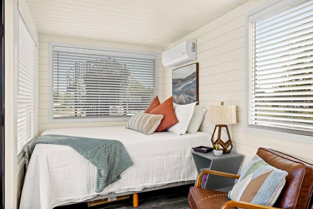 New The Sunset Luxury Container Home Fredericksburg Exteriör bild