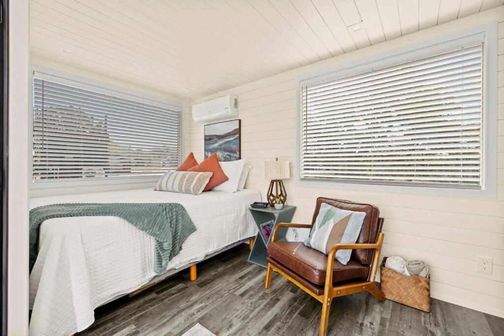 New The Sunset Luxury Container Home Fredericksburg Exteriör bild
