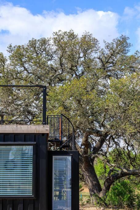 New The Sunset Luxury Container Home Fredericksburg Exteriör bild